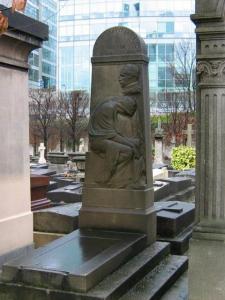 GUILLAUX tomb at Neuilly-sur-Selne